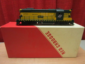 lot 676 image: RED CABOOSE ROUTE OF THE STREAMLINERS ENGINE, W BOX