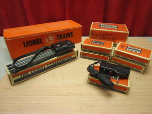 lot 690 image: VINTAGE LIONEL NO. 022 LAMP CONTROLLERS, RCS REMOTRE CONTROL TRACK SET, TRESTLE SETS, W BOXES