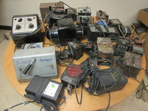 lot 693 image: VINTAGE TRAIN TRANSFORMERS, LIONEL, AMERICAN FLYER, MORE