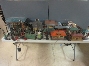 lot 695 image: VINTAGE TRAIN SCENERY