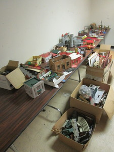 lot 699 image: VINTAGE TRAIN LAYOUT SCENERY, HOUSES, FIGURINES, CASTLE DISPLAY, ARMY SOLDIERS, RR CROSSINGS, MORE