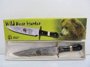 Large WILD BEAR HUNTER Fixed Blade Knife wBox