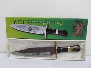 Large WILD DEER HUNTER Fixed Blade Knife wBox