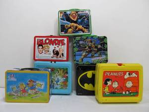 Lot of Assorted Lunch Boxes