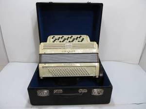 Nice Vintage German HOHNER Pearlized White Accordion wCase