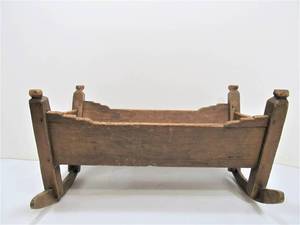 Primitive Antique Hand Made Wood Doll Bassinet&nbsp