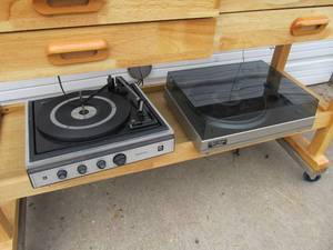 Estate Lot of Vintage Turntables etc