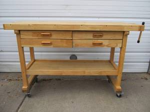 Nice Windsor Design 60 Rolling Workbench