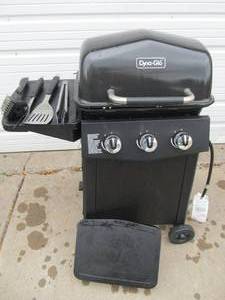 Working Dyna-Glo Barbecue Grill