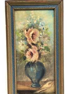 lot 13 image: Antique Framed Signed Oil on Canvas Floral Still Life Painting