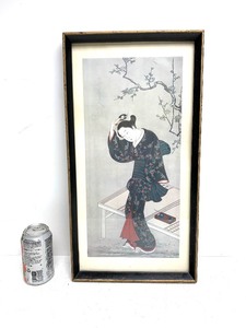 lot 142 image: Vintage Framed Japanese Geisha Girl Woodblock Print
