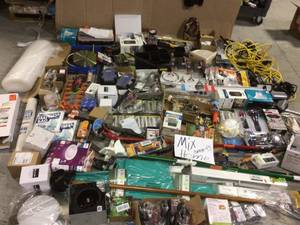 Huge Lot of Bathroom Items and Misc Various Sizes, Models, and Conditions Customer Returns See Pictures