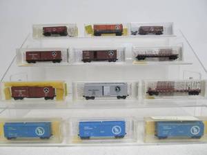 Lot of N Scale Train Cars #9 - Great Northern