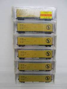 Lot of N Scale Train Cars #14 - Sealed 6-Pack Great Northern Reefer Cars wDifferent Numbers