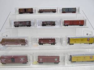 Lot of N Scale Train Cars #19