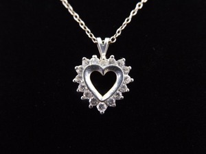 .925 Sterling Silver Zirconia Crystal Heart Pendant Necklace