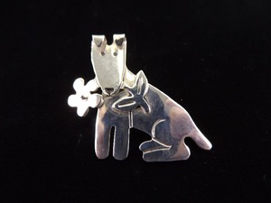 .925 Sterling Silver Cute Puppy With a Flower Brooch