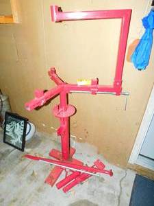 Harbor Freight Tools--Central Machinery Manual Tire Changer