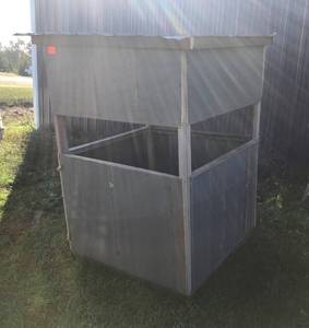 lot 4 image: Homemade Deer StandBlind  (#2)