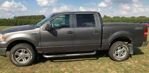 lot 3 image: 2007 Ford F150 XLT 4X4
