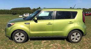 lot 2 image: 2015 Kia Soul