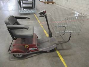 lot 441 image: MART CART ELECTRIC SHOPPING CART, Does not run. For parts or restore.