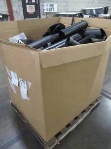 lot 328 image: WHOLESALE MIXED PALLET OF MISCELLANEOUS LAWN EQUIPMENT PARTS