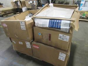 lot 341 image: WHOLESALE MIXED PALLET OF MISCELLANEOUS VANITY TOPS