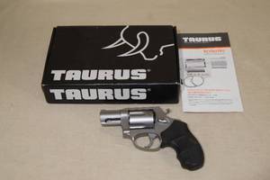 lot 1 image: Taurus M605 .357 Mag Stainless Steel Dual Action Revolver - 2 Barrel