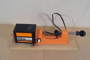 lot 36 image: Lyman Universal Power Trimmer