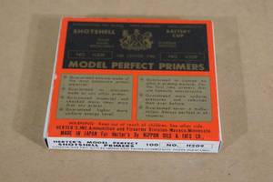 lot 73 image: 100 Herters No H209 Model Perfect Shotshell Primers