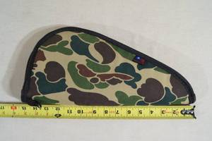 lot 190 image: Ace Camo Soft Handgun Case