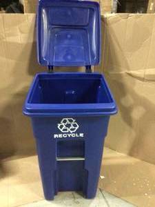 lot 21 image: Toter  32 Gal. Blue Rollout Recycling Container with Attached Lid &nbspCustomer Returns See Pictures