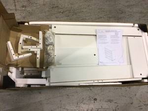 lot 31 image: Belle Isle Furniture LLC  South Lake 4-Drawer White Chest of Drawers &nbspCustomer Returns See Pictures
