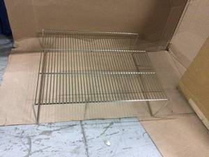 lot 37 image: La Caja China  Top Grill Model 1, 2 and SP&nbspCustomer Returns See Pictures
