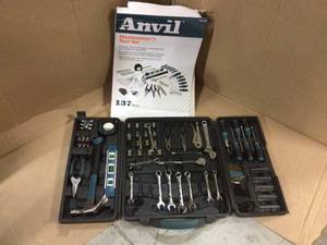 lot 51 image: Anvil  38 in. Drive SAE and Metric Home Tool Kit Set (137-Piece) &nbspCustomer Returns See Pictures