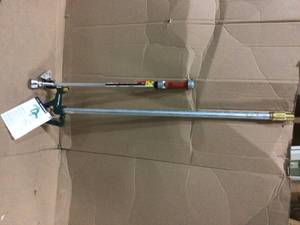 lot 14 image: Gilmour 820812-1001 Pro Watering Shower Wand, Swivel Inlet&nbspCustomer Returns See Pictures