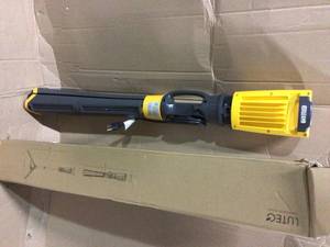 lot 33 image: LUTEC 7000-Lumen Integrated LED Work Light with Tripod &nbspCustomer Returns See Pictures