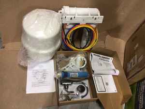 lot 40 image: GE Under Sink Reverse Osmosis Water Filtration System &nbspCustomer Returns See Pictures