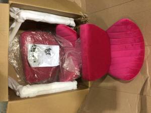 lot 54 image: JAYDEN CREATION Milia Fuchsia Tufted Dining Chair SET 2 &nbspCustomer Returns See Pictures