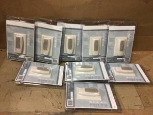 lot 93 image: Universal 3-Speed Ceiling Fan Control &nbspCustomer Returns See Pictures