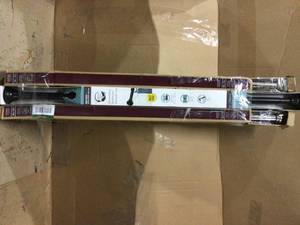 lot 99 image: Rustproof 44 in. - 72 in. Aluminum Adjustable Curved Shower Rod in Brushed Nickel &nbspCustomer Returns See Pictures
