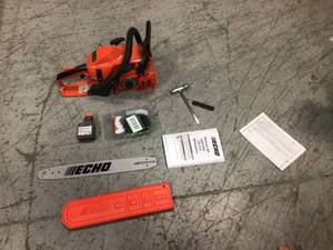 lot 101 image: Refurbished 14 in. 30.5cc Gas Chainsaw by ECHO Customer Returns See Pictures
