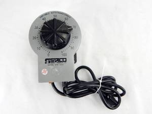 lot 3 image: Staco Energy Products 100 Volt Variable Autotransformer