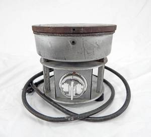 lot 9 image: Cromalox ROPH-10 Hot Plate