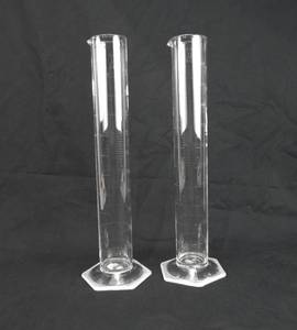 lot 16 image: Set of 2 Mercer Glass Works Merco 1000 ML Glass Graduated Cylinders