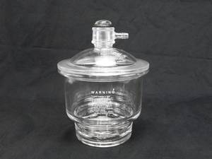 lot 36 image: Pyrex Glass Desiccator With Gasket