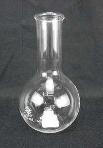 lot 228 image: Set of 4 Glass 150 ML Florence Flat Bottom Flasks
