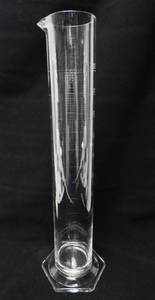 lot 298 image: Set of 2 Glass 2000 ML Graduated Cylinders