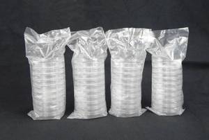 lot 126 image: Lot of 40 Plastic 65 MM Petri Dishes With Grids